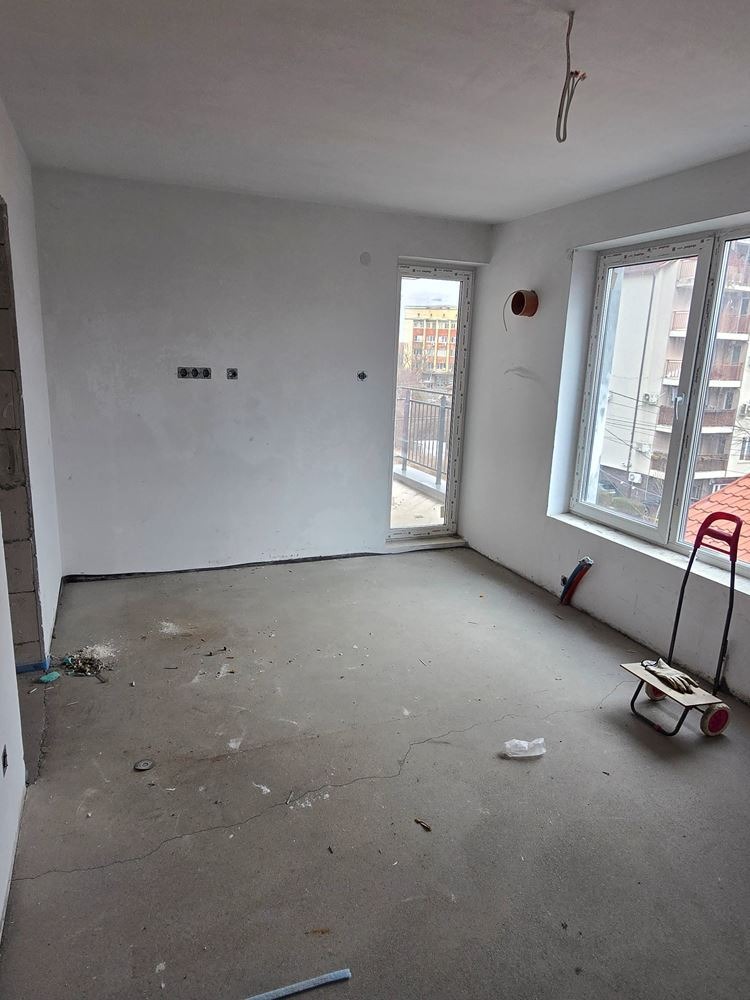 ������� 4-����� | Imot.bg � ����������� 8