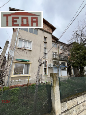 Продава къща област Враца гр. Мездра - [1] 