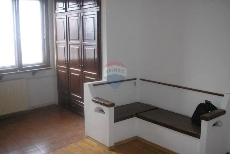 Продава 2-СТАЕН, гр. София, Полигона, снимка 2 - Апартаменти - 53823645