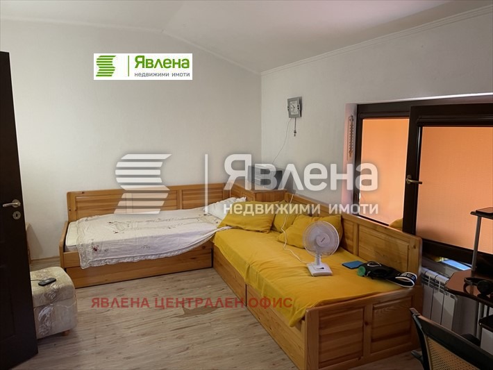 Продава КЪЩА, с. Гложене, област Ловеч, снимка 9 - Къщи - 48119558