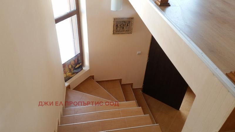 Продава  Къща област София , с. Владо Тричков , 260 кв.м | 75049783 - изображение [9]