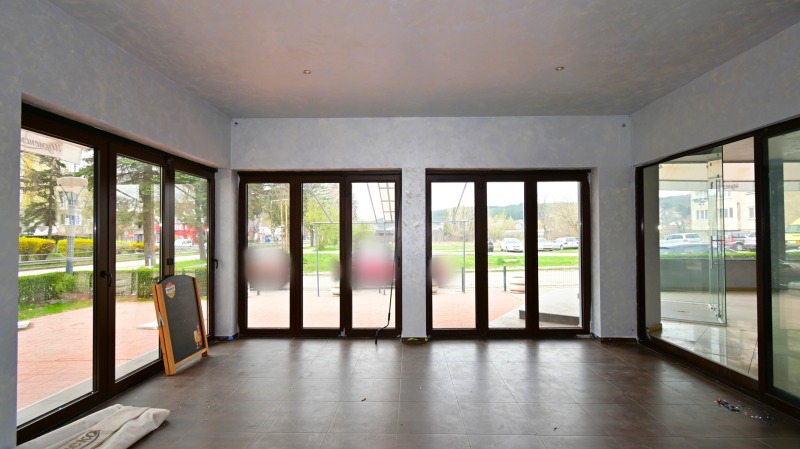 Продава ЗАВЕДЕНИЕ, гр. Перник, Изток, снимка 8 - Заведения - 53099534