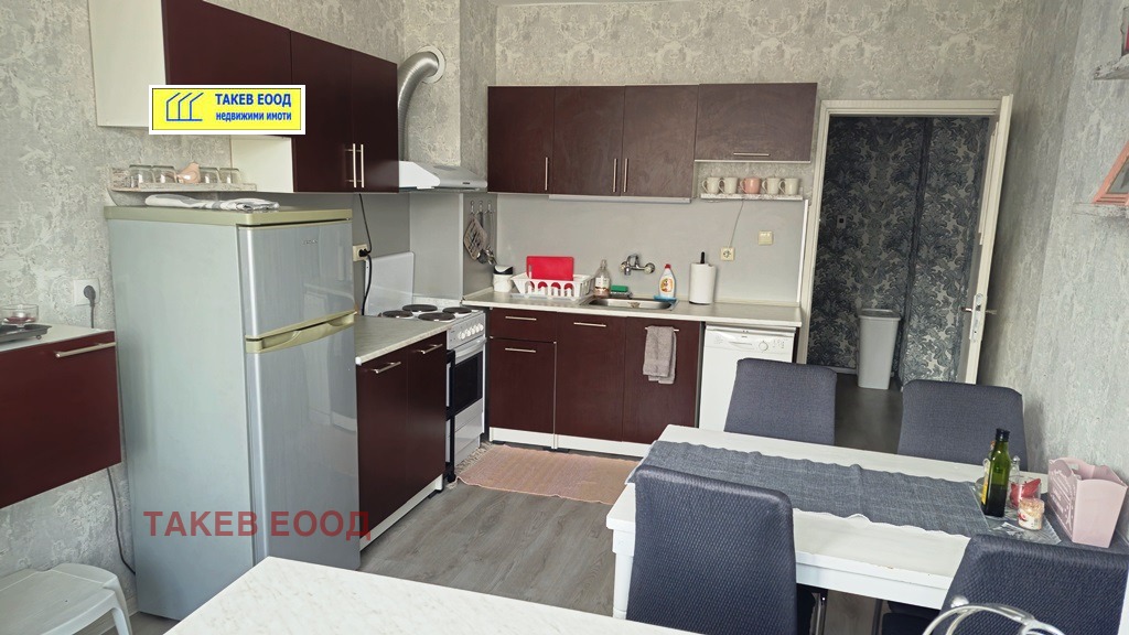 Продава 3-СТАЕН, гр. София, Център, снимка 2 - Апартаменти - 55134254