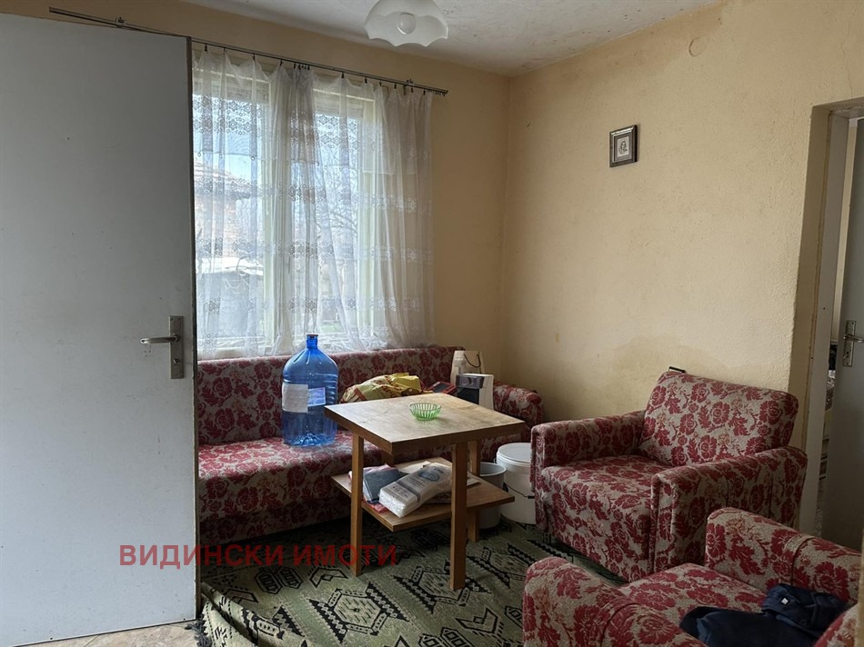 Продава КЪЩА, с. Сланотрън, област Видин, снимка 4 - Къщи - 53604095