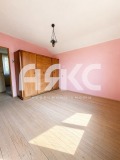 Продава КЪЩА, с. Филиповци, област Перник, снимка 8
