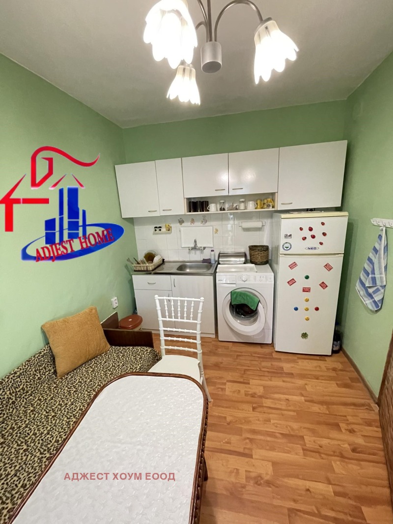 Продава  1-стаен град Шумен , 5-ти полк , 54 кв.м | 51492269 - изображение [4]