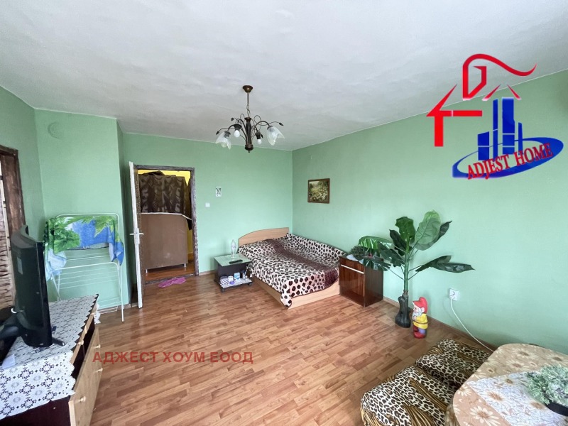 Продава  1-стаен град Шумен , 5-ти полк , 54 кв.м | 51492269 - изображение [2]