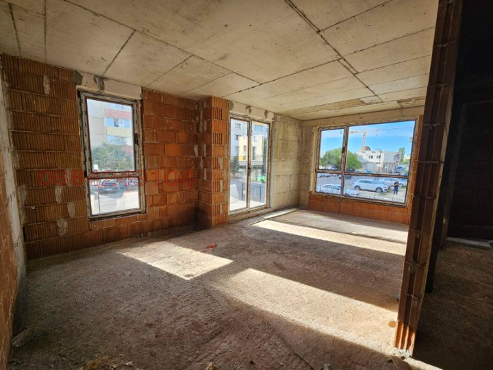 Продава 2-СТАЕН, гр. София, Левски В