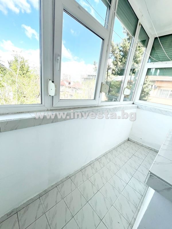 Продава ЕТАЖ ОТ КЪЩА, гр. Пловдив, Гагарин, снимка 7 - Етаж от къща - 54326612