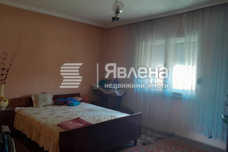 Продава КЪЩА, с. Войводиново, област Пловдив, снимка 6 - Къщи - 48328575