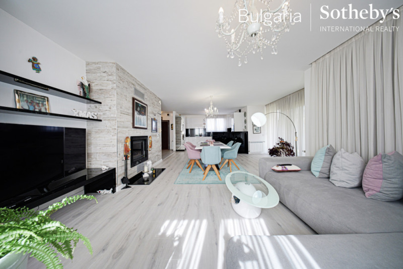 Продава КЪЩА, гр. София, с. Панчарево, снимка 2 - Къщи - 52862201