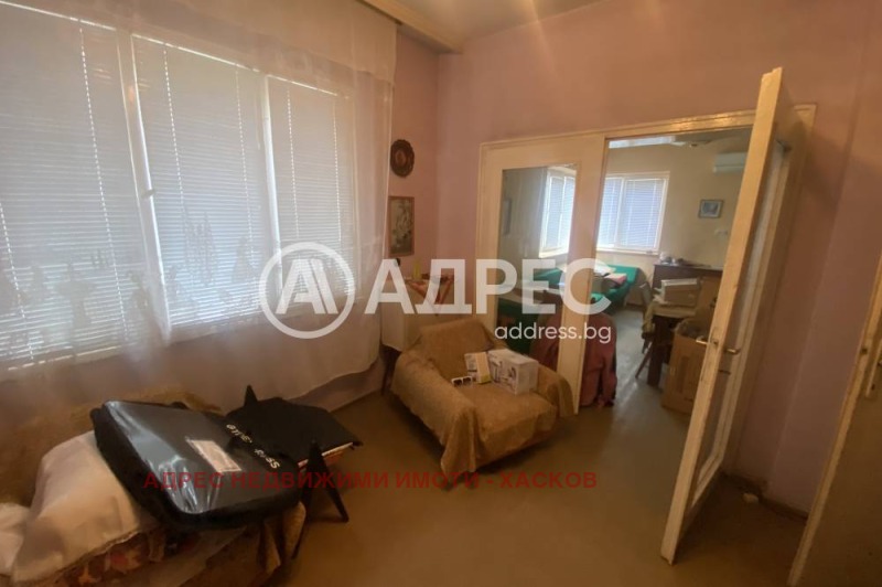 Продава КЪЩА, гр. Хасково, Училищни, снимка 2 - Къщи - 52306570