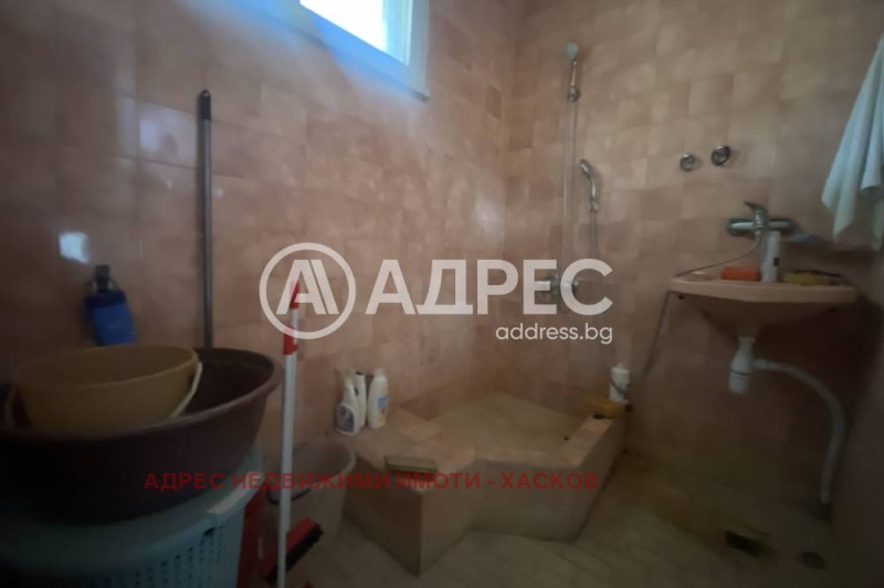 Продава КЪЩА, гр. Хасково, Училищни, снимка 4 - Къщи - 52306570