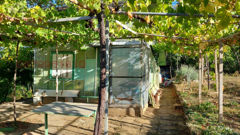 Продава ВИЛА, гр. Враца, Студентски град, снимка 2 - Вили - 52780379