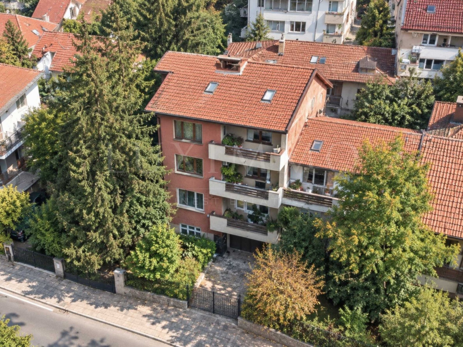 Продава 3-СТАЕН, гр. София, Редута