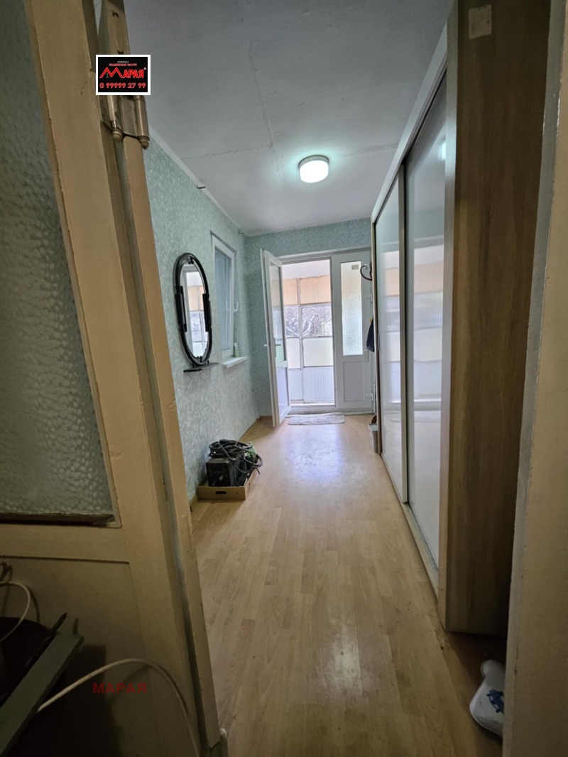 Продава ЕТАЖ ОТ КЪЩА, гр. Русе, Център, снимка 2 - Етаж от къща - 52750232