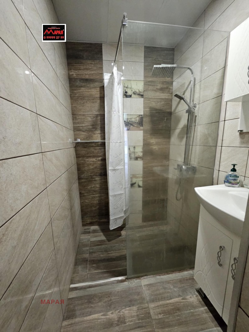 Продава ЕТАЖ ОТ КЪЩА, гр. Русе, Център, снимка 5 - Етаж от къща - 52750232