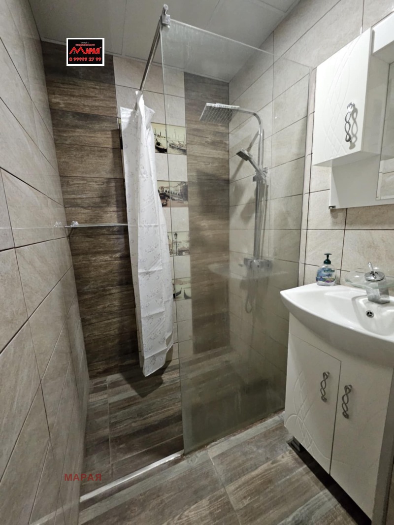 Продава ЕТАЖ ОТ КЪЩА, гр. Русе, Център, снимка 8 - Етаж от къща - 52750232