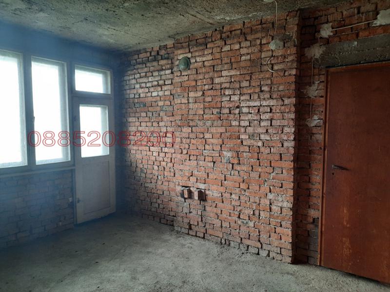 Продава КЪЩА, гр. Лом, област Монтана, снимка 13 - Къщи - 52784689