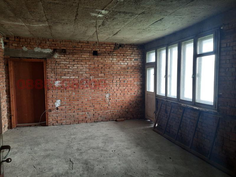 Продава КЪЩА, гр. Лом, област Монтана, снимка 10 - Къщи - 52784689