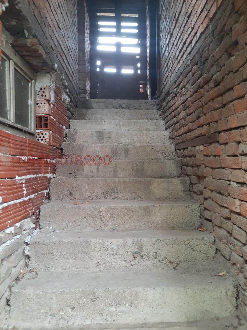 Продава КЪЩА, гр. Лом, област Монтана, снимка 2 - Къщи - 52784689