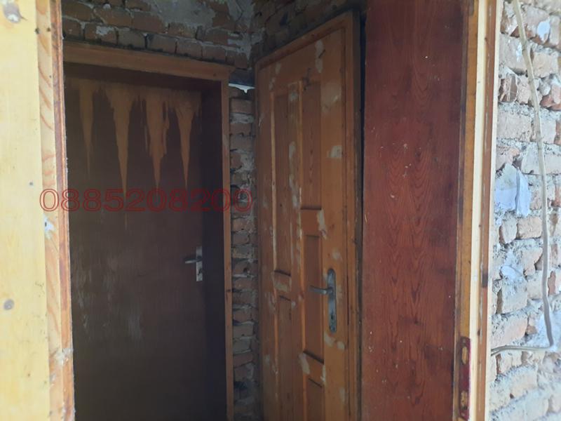 Продава КЪЩА, гр. Лом, област Монтана, снимка 9 - Къщи - 52784689