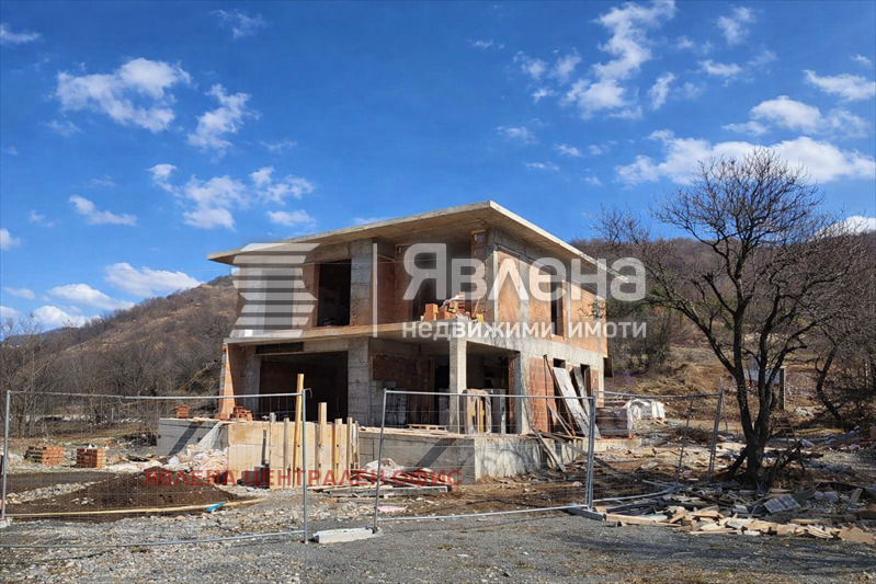 Продава КЪЩА, с. Боснек, област Перник, снимка 3 - Къщи - 53788342