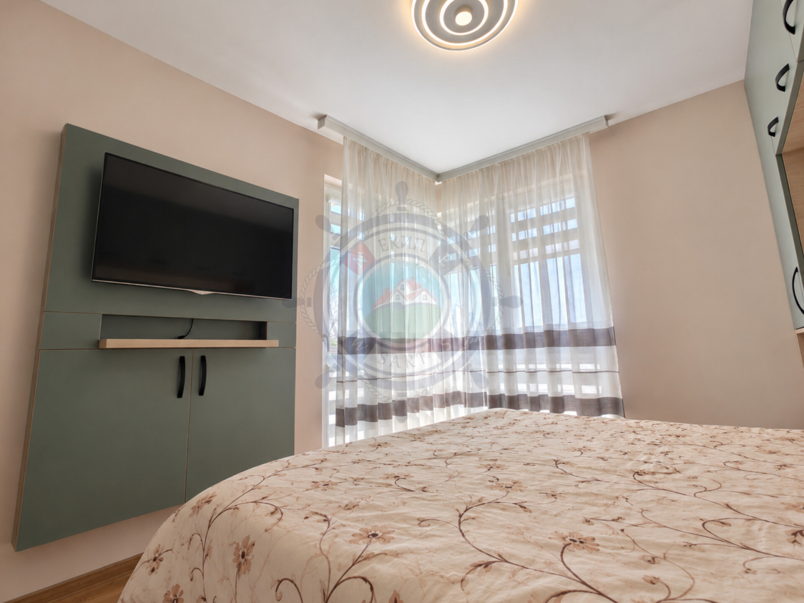 Продава 2-СТАЕН, гр. Варна, м-т Пчелина, снимка 3 - Апартаменти - 56145728