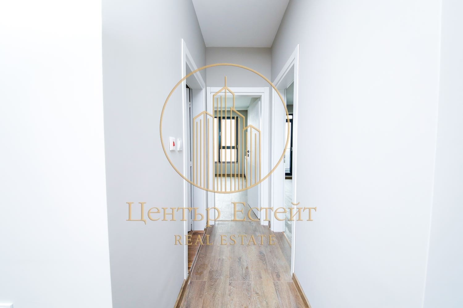 Продава 3-СТАЕН, гр. Плевен, Широк център, снимка 2 - Апартаменти - 54380918