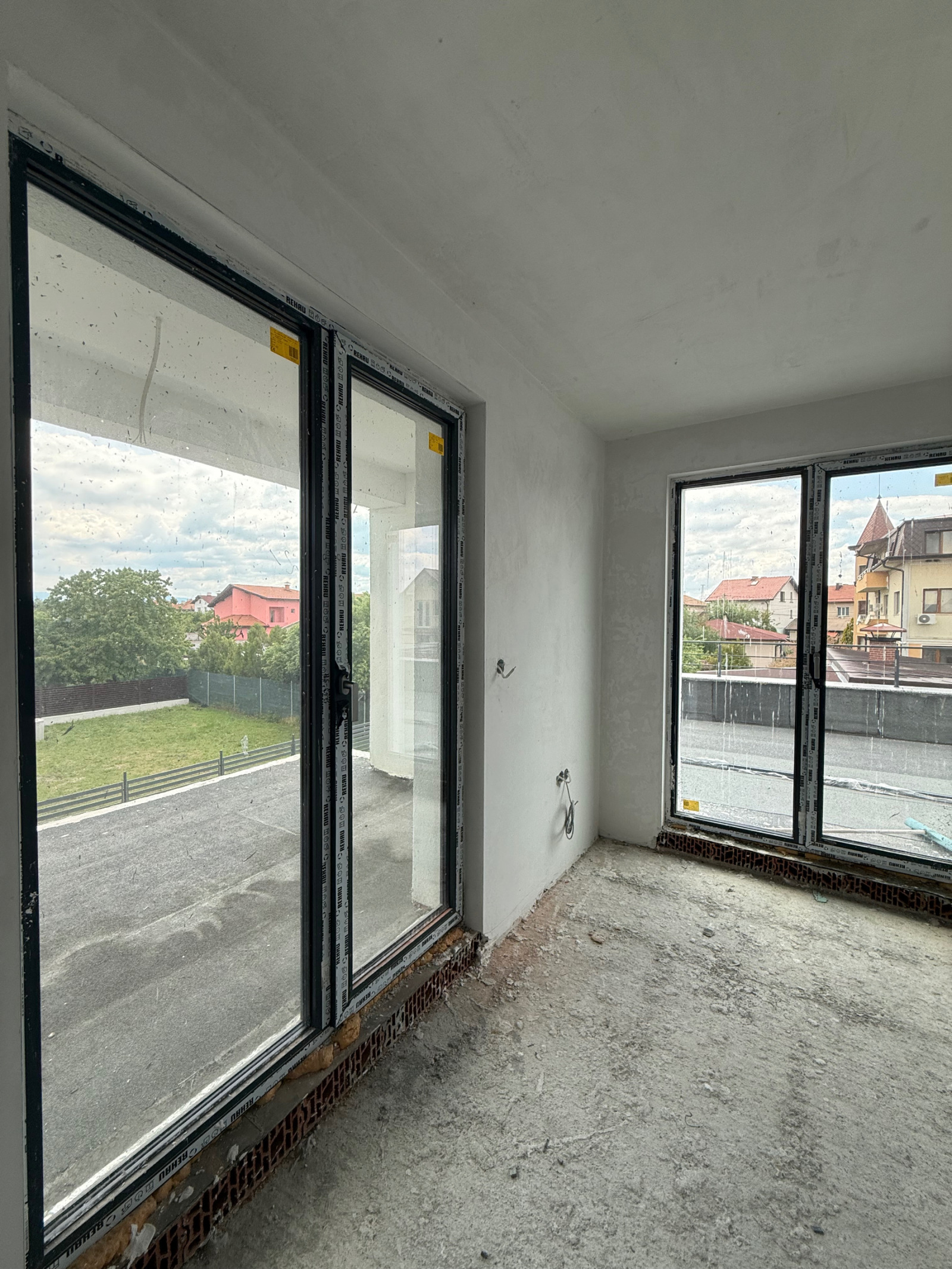 Продава КЪЩА, гр. Костинброд, област София област, снимка 10 - Къщи - 54618841