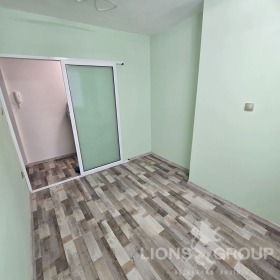 1 dormitorio Koljozen pazar, Varna 12