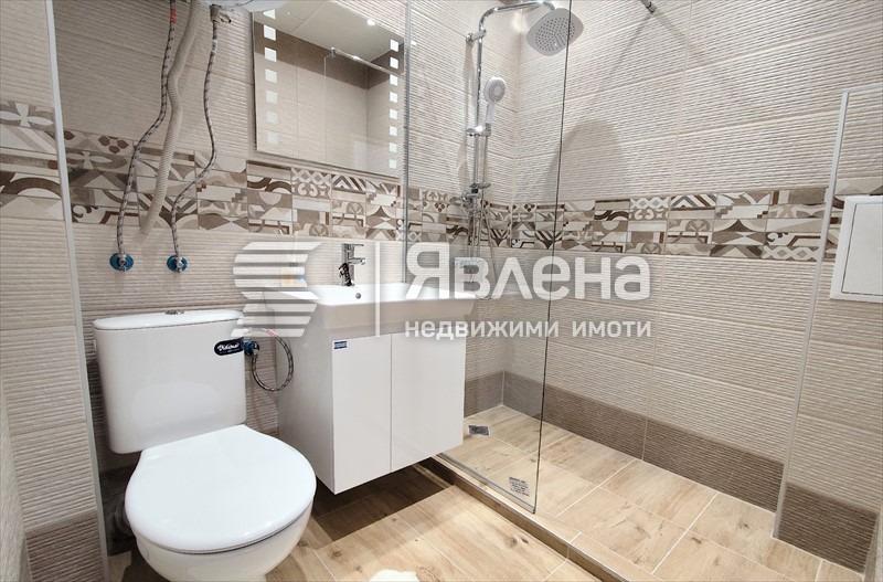 Eladó  2 hálószobás Varna , Vladislav Varnencsik 1 , 55 négyzetméter | 38475080