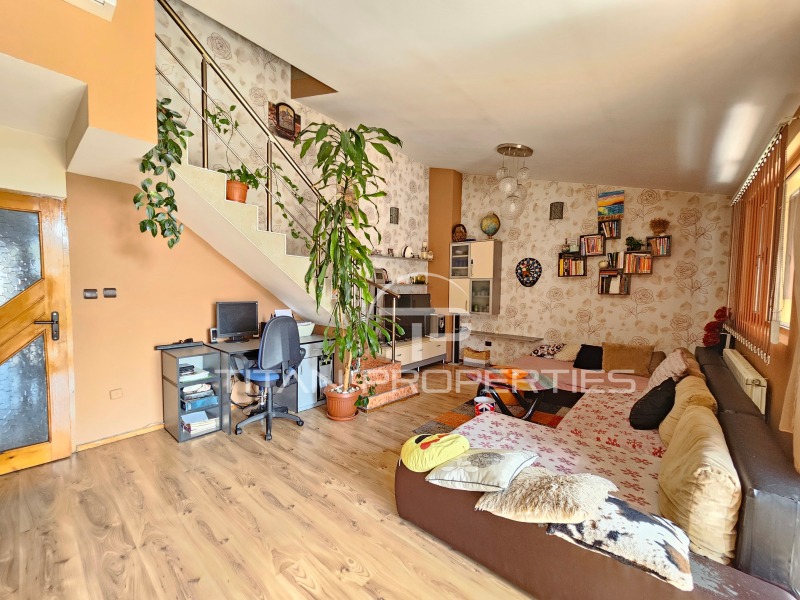 Na prodej  Mezonet Stara Zagora , Centar , 122 m2 | 43043389 - obraz [2]
