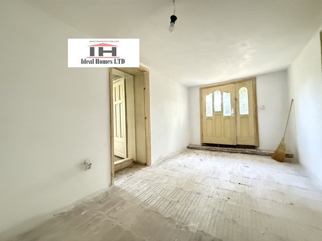 Продава КЪЩА, с. Патреш, област Велико Търново, снимка 3 - Къщи - 54650391