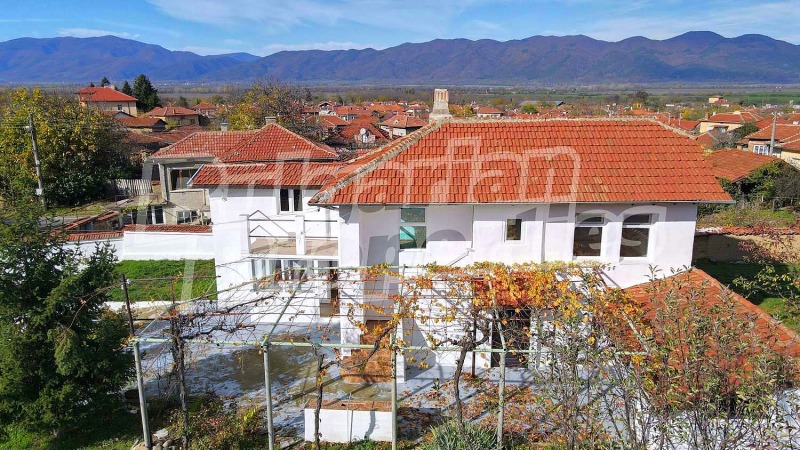 Продава КЪЩА, област Стара Загора, с. Елхово (Николаево) • 120000 € / 234699.60 лв. • 63007295 1