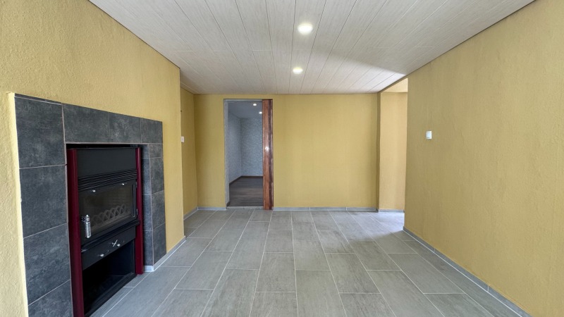 Продава КЪЩА, с. Елхово (Николаево), област Стара Загора, снимка 5 - Къщи - 52523966