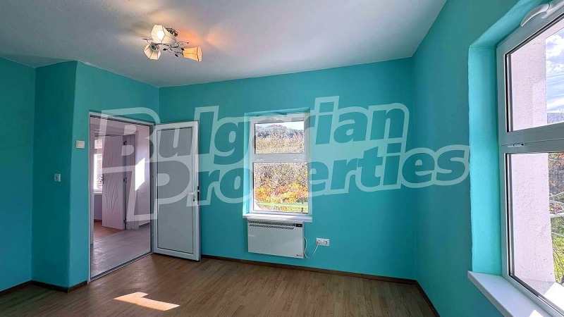 Продава КЪЩА, с. Елхово (Николаево), област Стара Загора, снимка 10 - Къщи - 52523966