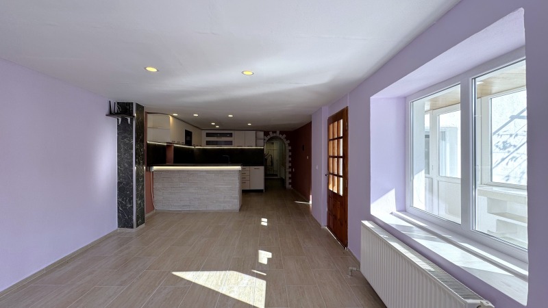 Продава КЪЩА, с. Елхово (Николаево), област Стара Загора, снимка 3 - Къщи - 52523966