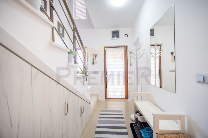 Продава КЪЩА, гр. Балчик, област Добрич, снимка 10 - Къщи - 53009223