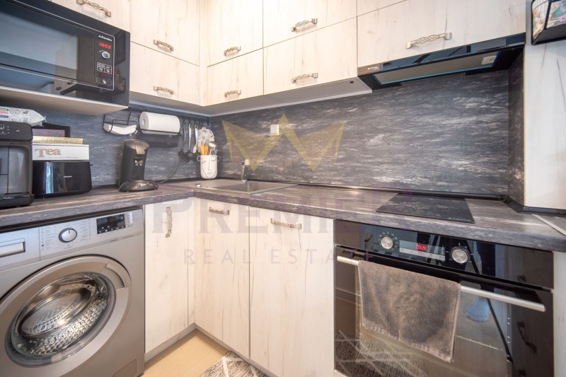 Продава КЪЩА, гр. Балчик, област Добрич, снимка 3 - Къщи - 53009223