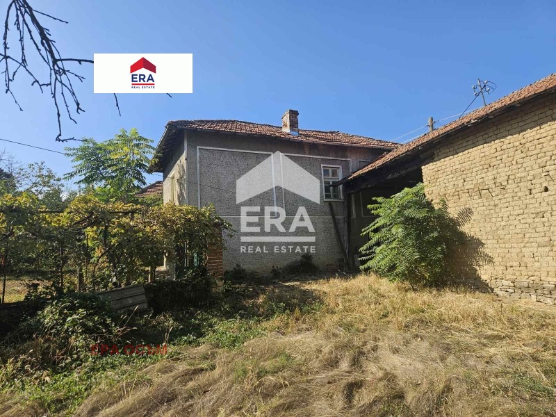 Продава КЪЩА, с. Чавдарци, област Ловеч, снимка 2 - Къщи - 56327176