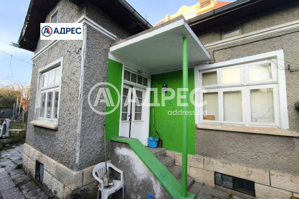 Продава КЪЩА, гр. Разград, Център