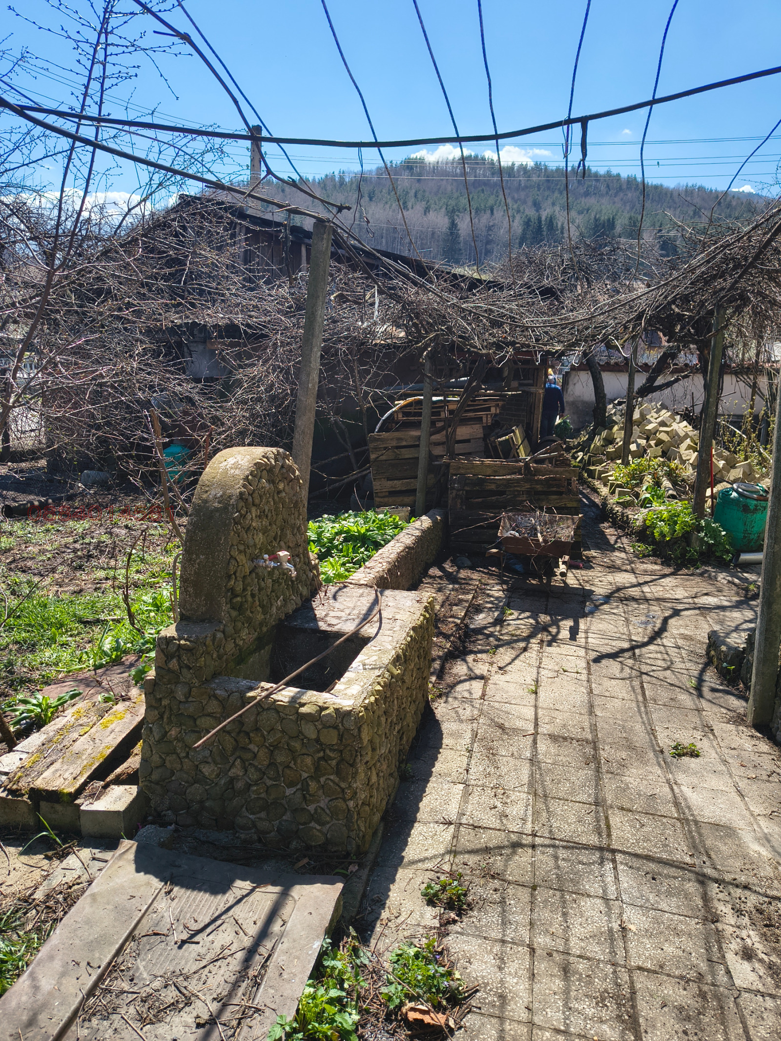 Продава КЪЩА, гр. Етрополе, област София област, снимка 2 - Къщи - 54111658