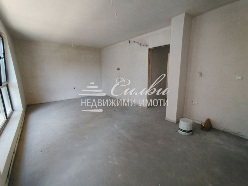 Продава 2-СТАЕН в град Шумен, 5-ти полк - 77 кв.м / 111 650 € » 218 368.42 лв., НЕДВИЖИМИ ИМОТИ СИЛВИ