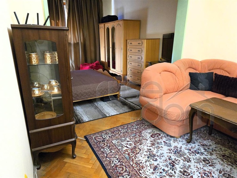 Продава 3-СТАЕН в град Русе, Център - 72 кв.м / 190 000 € » 371 607.70 лв., РУСЕДОМ