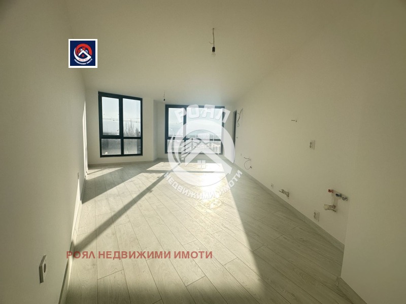 Продава  2-стаен град Пловдив , Христо Смирненски , 74 кв.м | 70416417 - изображение [2]