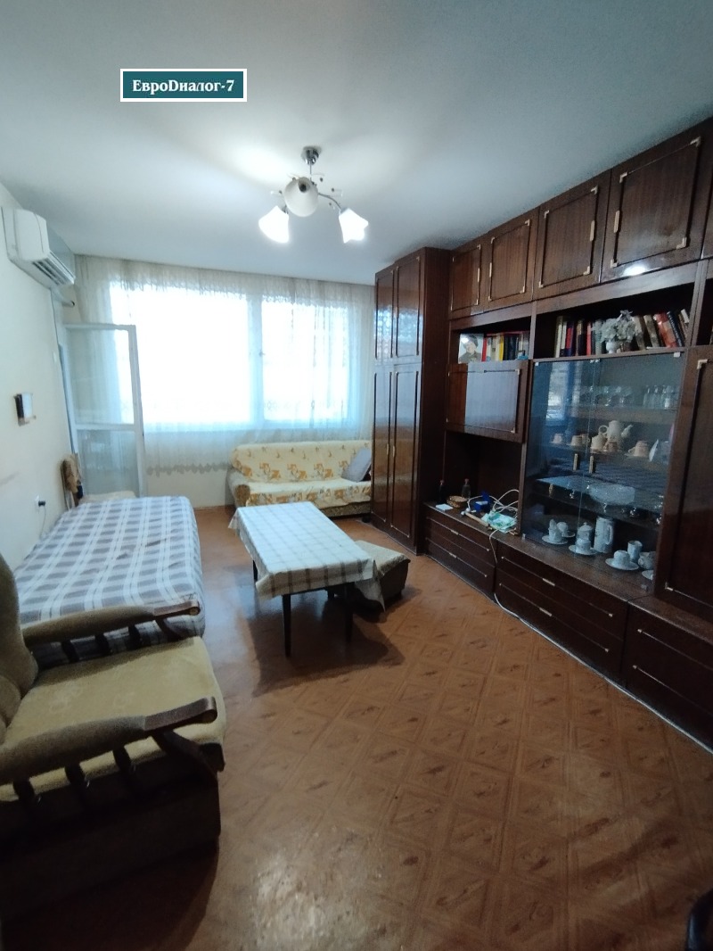 À venda  1 quarto Kardjali , Centar , 59 m² | 12163659