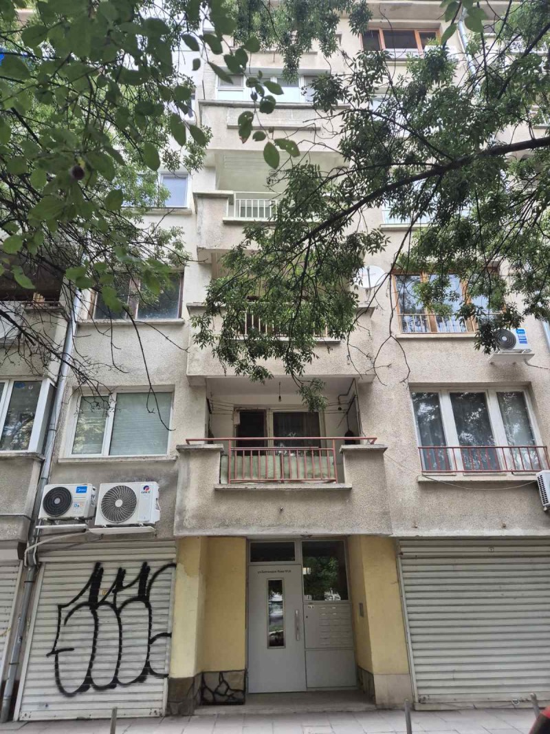Продава  2-стаен град София , Лагера , 64 кв.м | 96622377 - изображение [2]