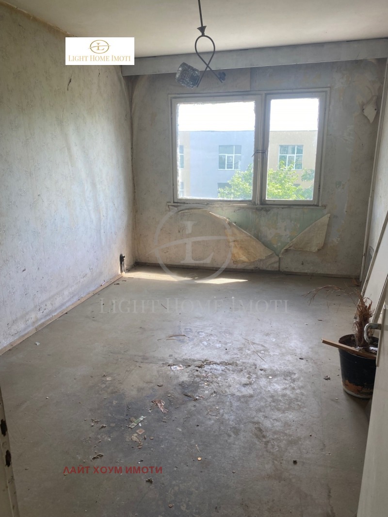 Продава  2-стаен град Пловдив , Христо Смирненски , 65 кв.м | 66474274