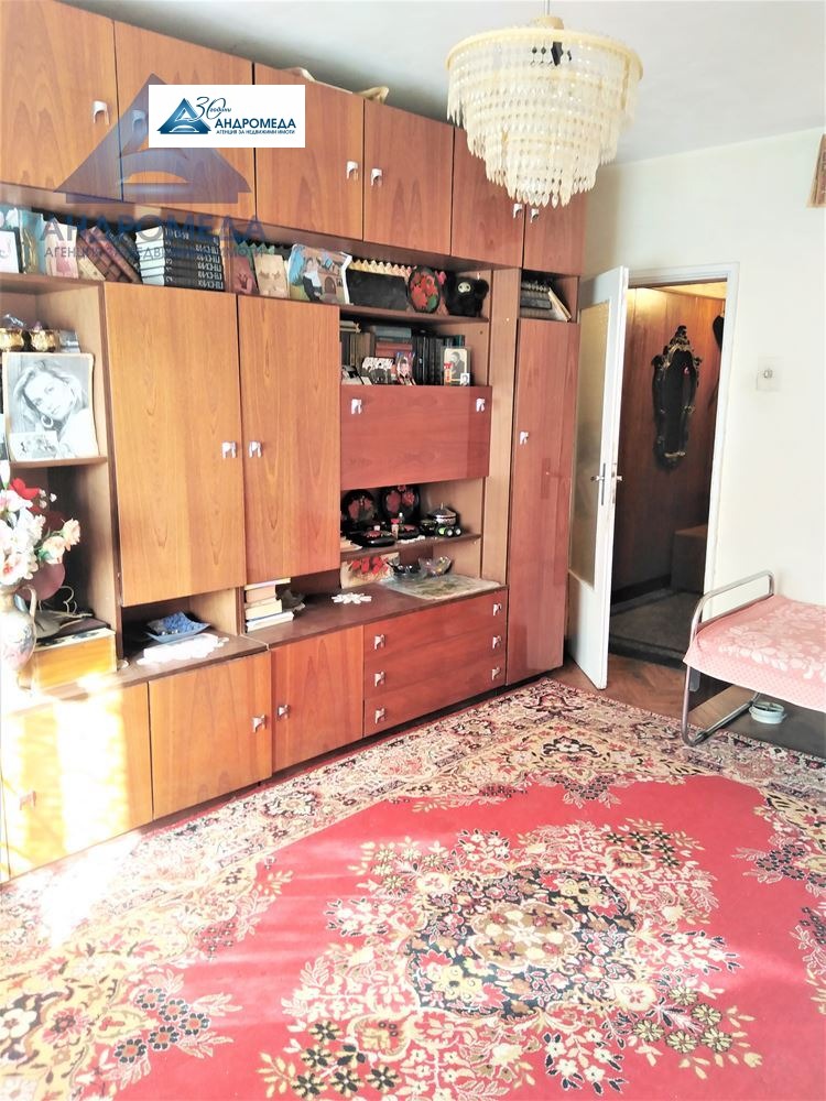 Продава  3-стаен град Плевен , Широк център , 93 кв.м | 18900988 - изображение [3]